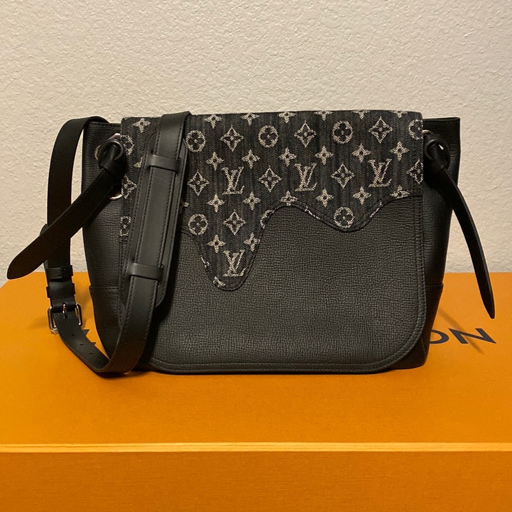 Louis Vuitton Nigo Besace Tokyo Leather Denim Mixed Messenger Bag - Picture 1 of 16